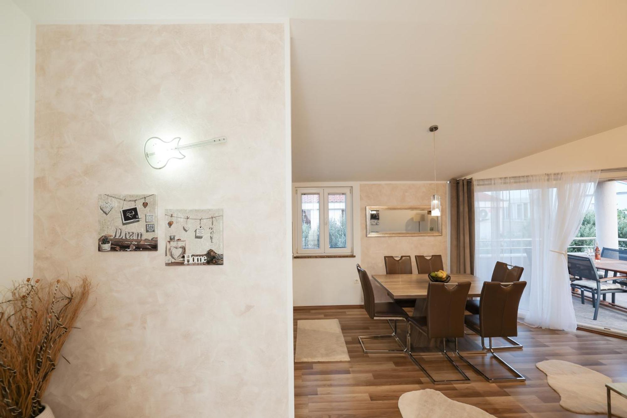 Apartments Anita Nin Extérieur photo